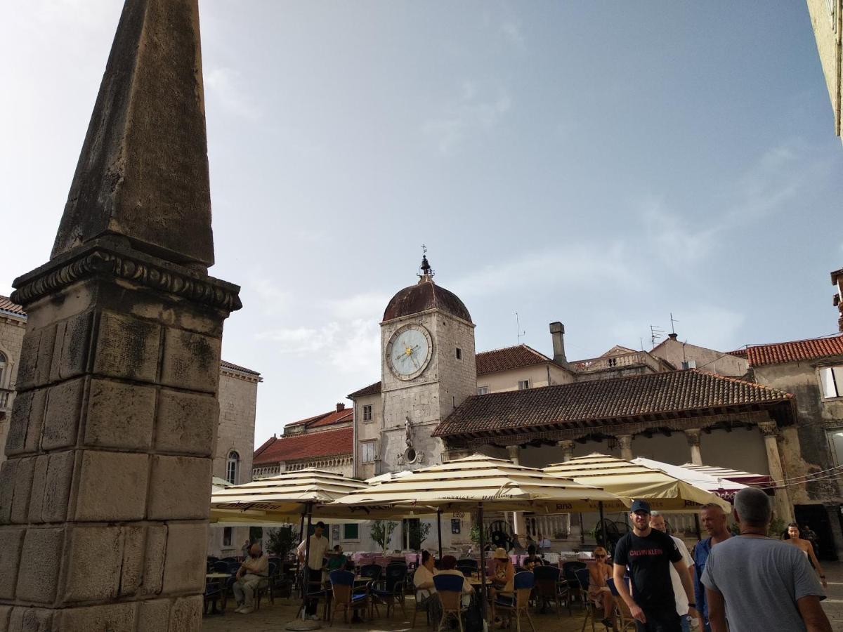 Ferienwohnung Kiwi Trogir Exterior foto