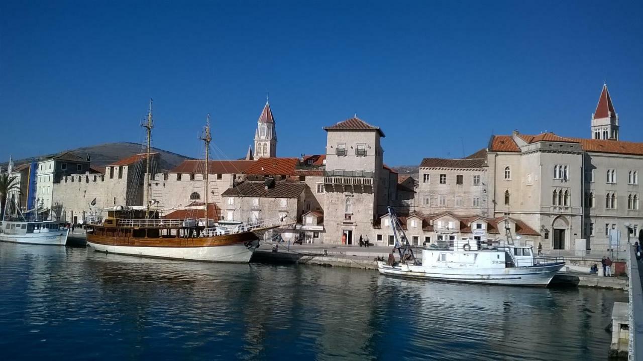 Ferienwohnung Kiwi Trogir Exterior foto