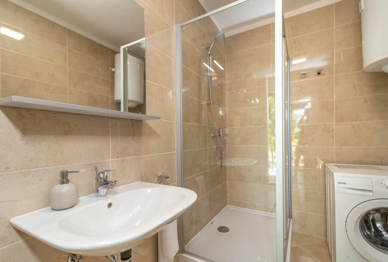 Ferienwohnung Kiwi Trogir Exterior foto