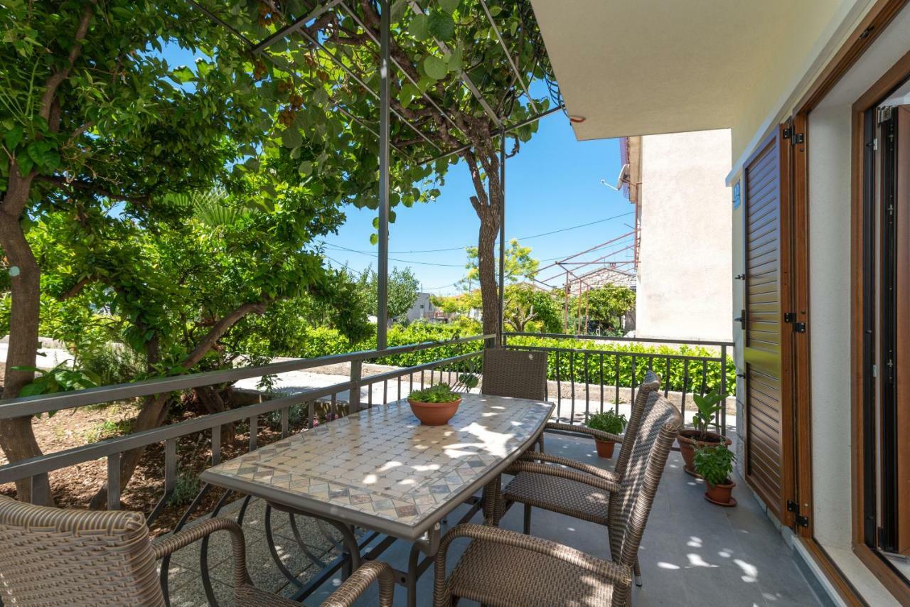 Ferienwohnung Kiwi Trogir Exterior foto